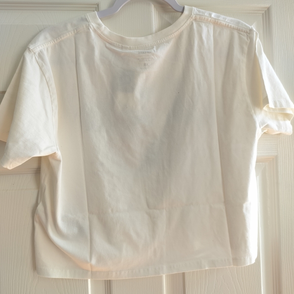NWT Women's X-Small Rip Curl Cream Crop Tee with Eagle Design - Picture 3 of 7